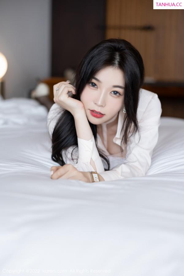 陈芝 芝芝Booty [XiuRen]高清写真图 2022.10.20 No.5737 徐莉芝Booty 黑丝美腿第35张图片
